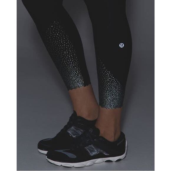 Lululemon Tight Stuff Tight II Black Size 4 Reflective Full On Luxtreme - Picture 8 of 8
